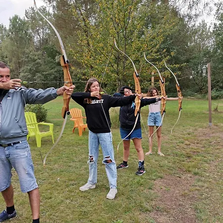 Les Palafitos 3*