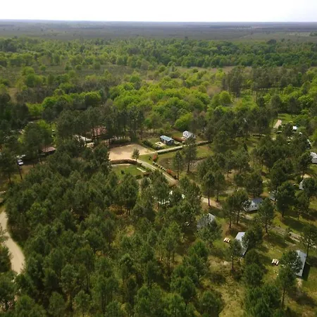 Les Palafitos Luglon