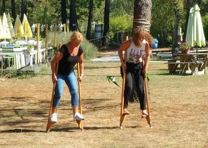 Camping Les Palafitos 3*