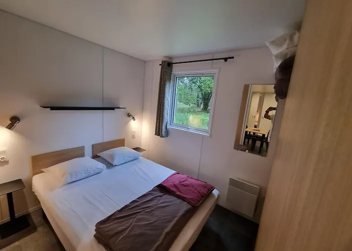 Camping Les Palafitos Luglon