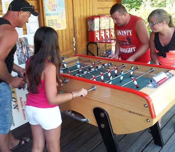 Les Palafitos Luglon