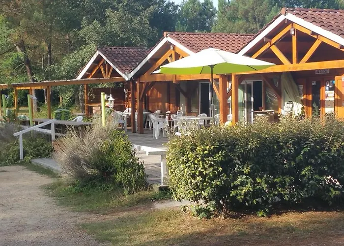 Les Palafitos Luglon